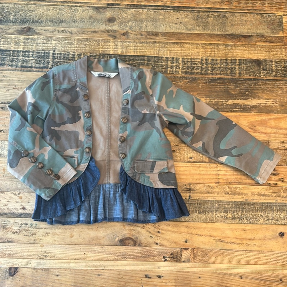 Jack Peppar girls lightweight camo denim ruffled jacket size 10